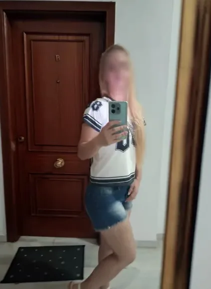 Annika, 38