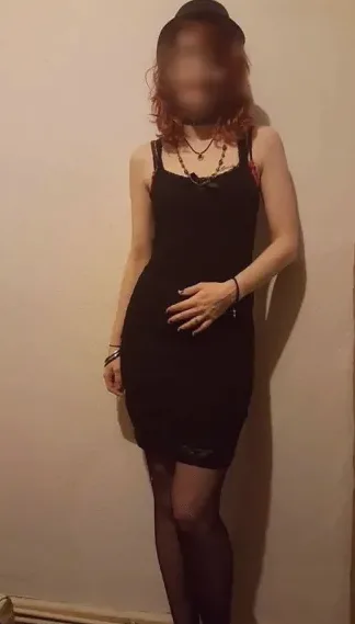 Charlotte, 35