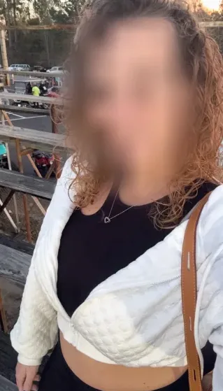 Jacqueline, 30
