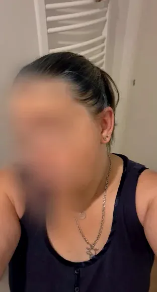 Jacqueline, 31