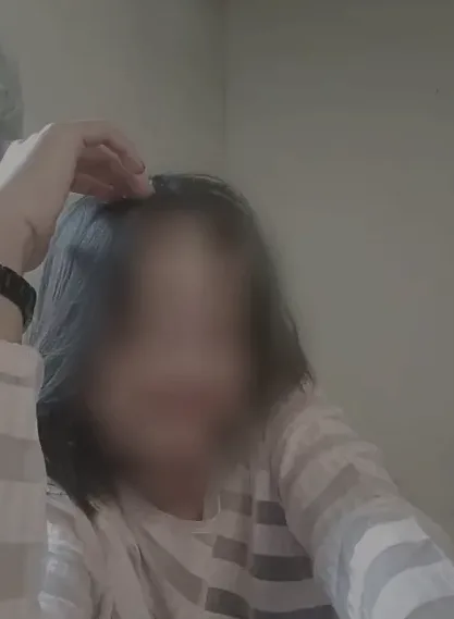 Julia, 24