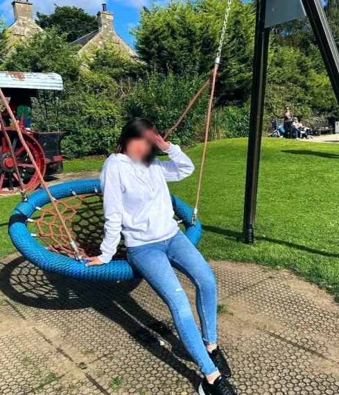 Lilly, 37