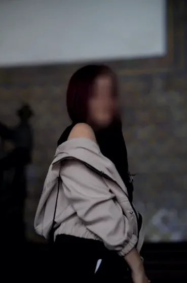 Maja, 26