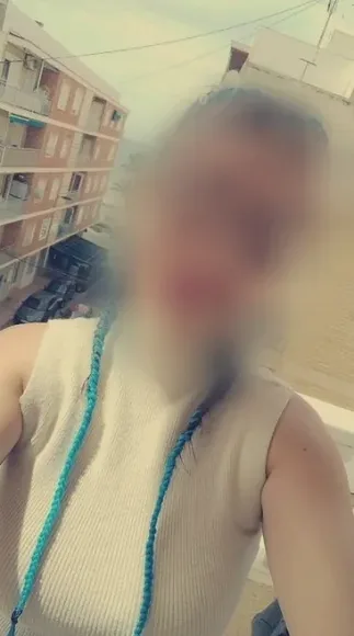 Marina, 32