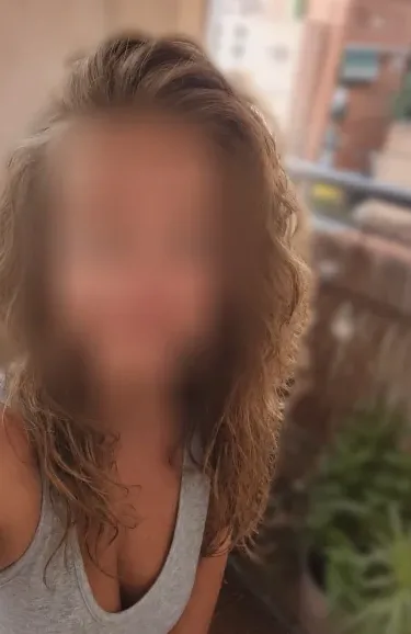 Nadja, 40
