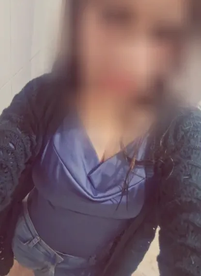 Saskia, 33