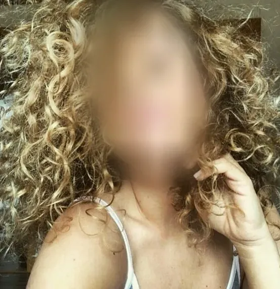 Selin, 25