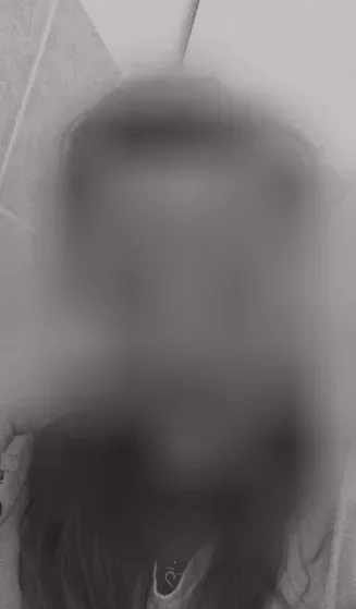 Vivien, 30